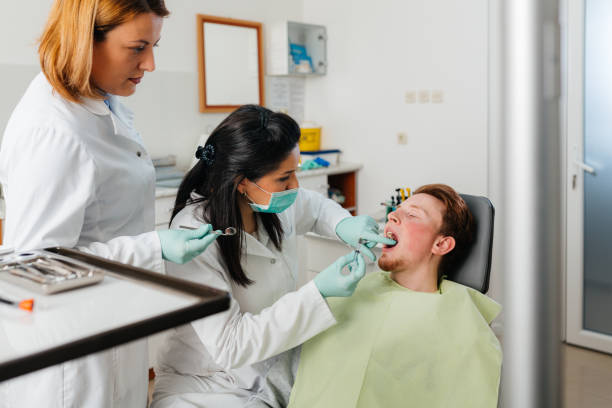 Best Emergency Tooth Extraction  in Brownsville, LA